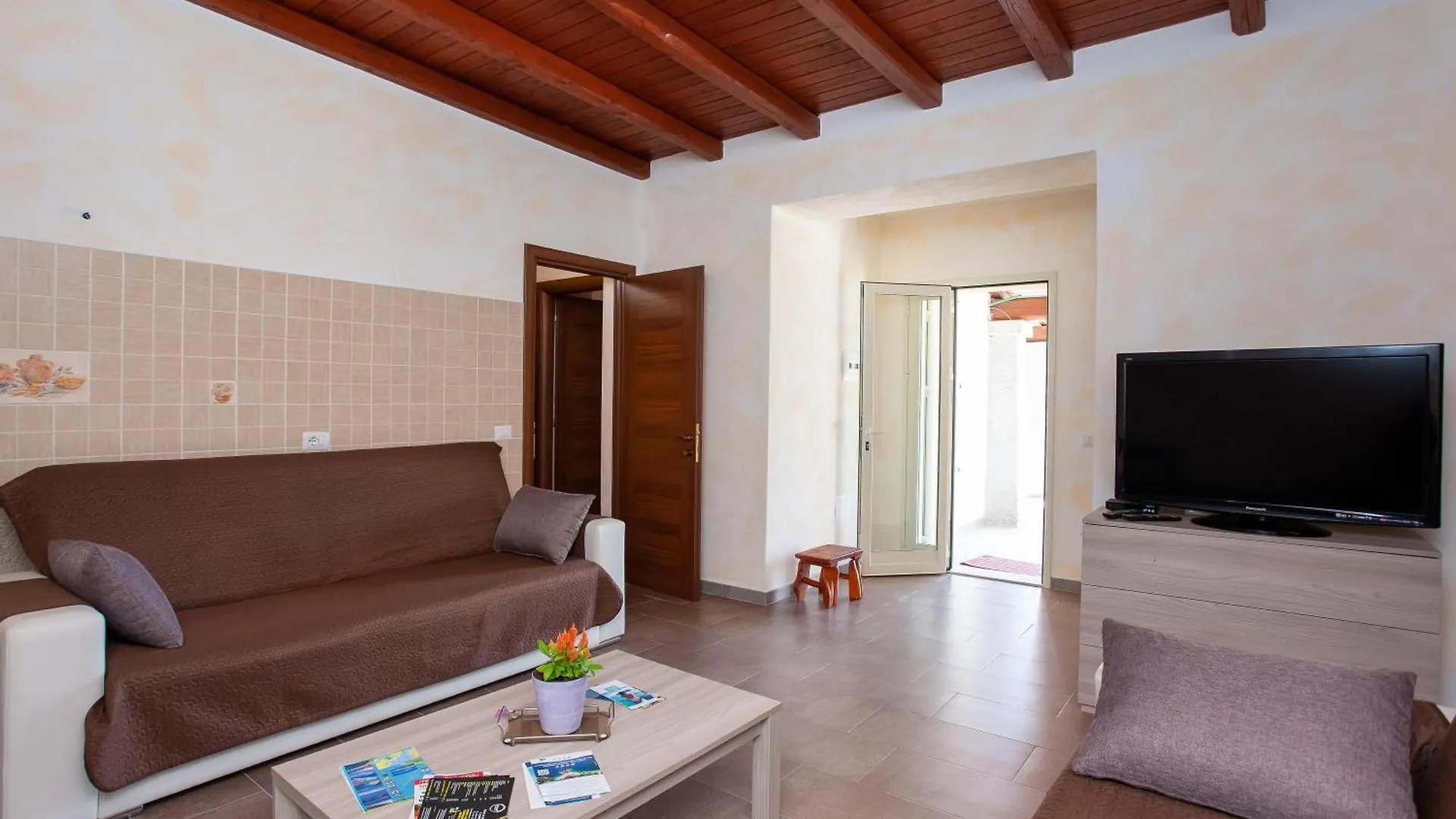 Appartamento Immerso Nel Verde San Teodoro  0*, San Teodoro (Sardinia)